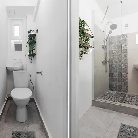 Eclectic 3 Bedroom Calea Victoriei By Urbanesq