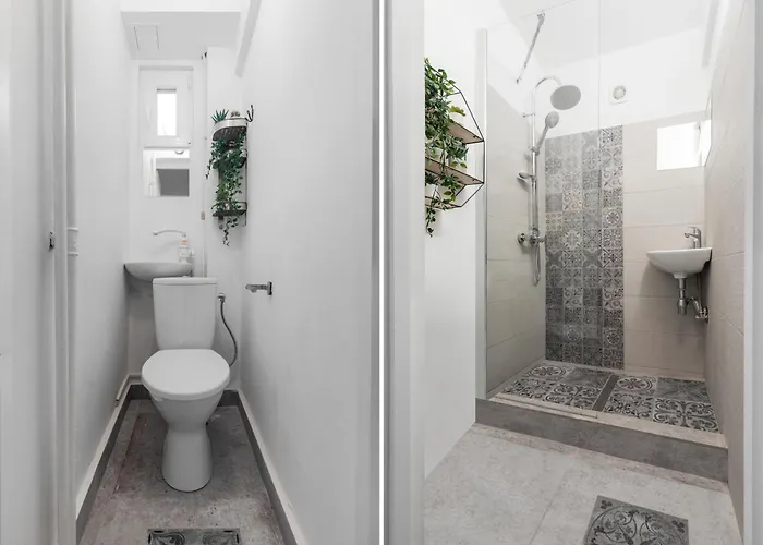 Eclectic 3 Bedroom Calea Victoriei By Urbanesq