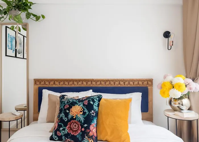 شقة Eclectic 3 Bedroom Calea Victoriei By Urbanesq